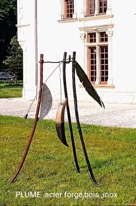 Plume ( acier forgé, inox , chêne ) H 195 cm 